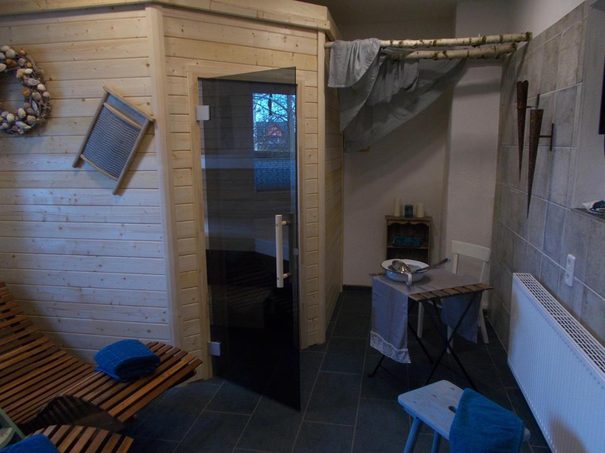 Ferienwohnung "Hinter Den Sieben Bergen" Schwarzenberg  Exterior photo